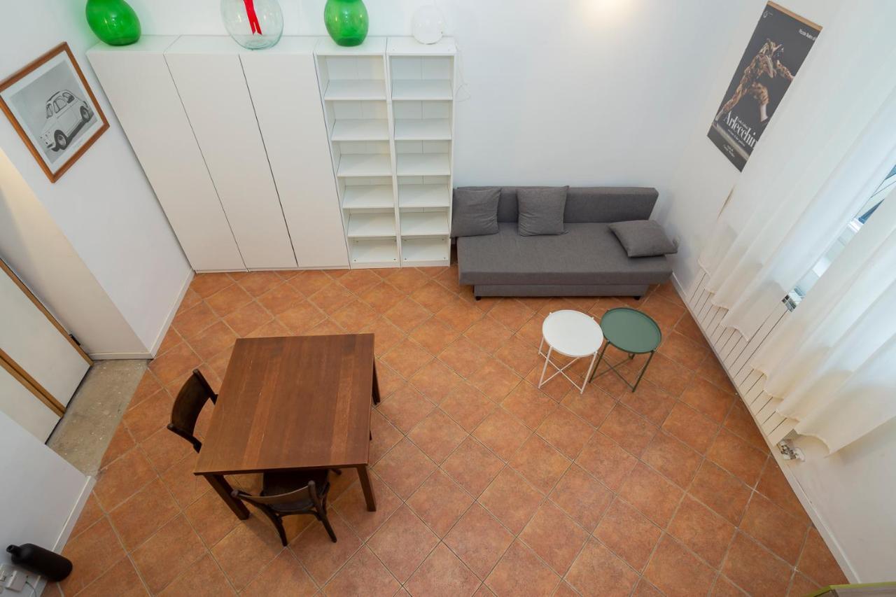 Flat In Isola De Castillia 22 Милано Екстериор снимка
