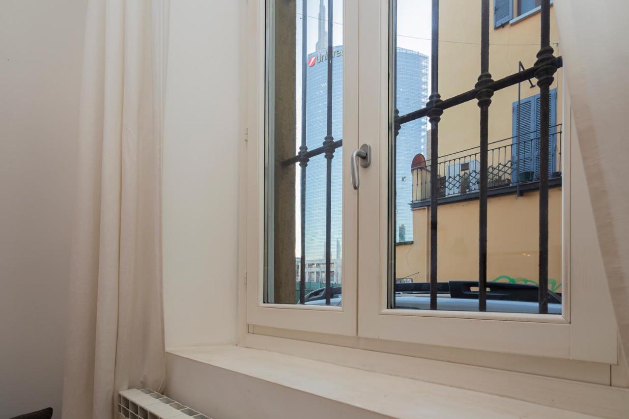 Flat In Isola De Castillia 22 Милано Екстериор снимка